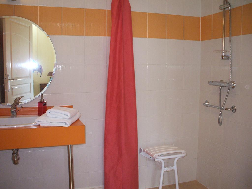 La Haye Gites Et Chambre D'Hotes Avrillé Zewnętrze zdjęcie